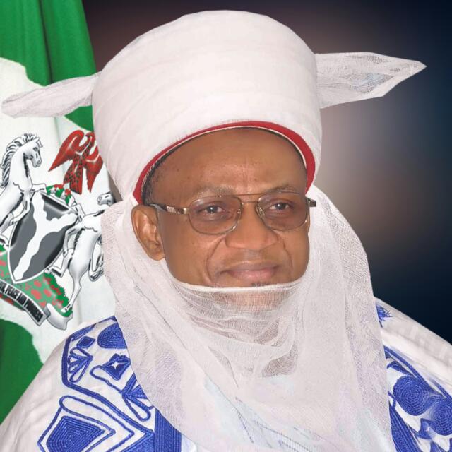 The Richest Traditional Rulers (oba) In Nigeria. – Dez Mayorz